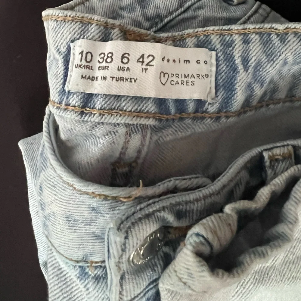 Blue Ripped Jeans - Picture 2 of 2